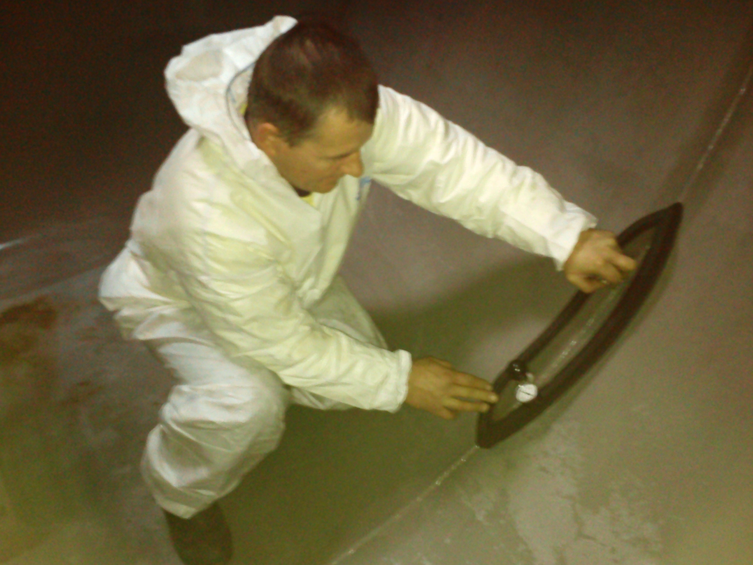 tartály vizsgálat, tartálytisztítás